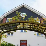 Villa Drei Rosen Ferienwohnung 2
